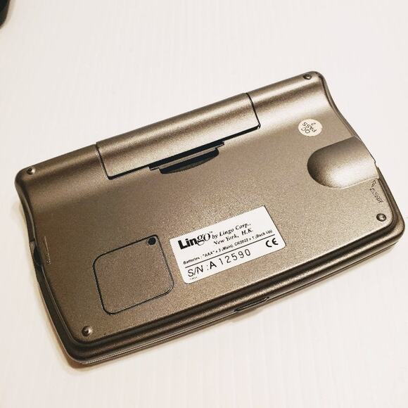 LINGO tt6004 6 language electronic translator. Good working and cosmetic shape - Picture 5 of 11